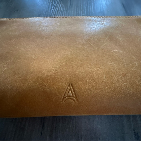 Tan Wristlet Clutch with Ring Handle - Picture 2 of 9